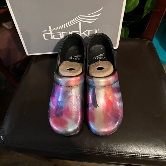 Dansko ladies size 40 - Picture 5 of 5
